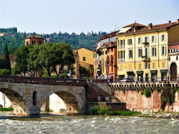 Venice: Day Trip to Verona by Train with Guided Walking Tour - Image 2